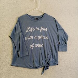 Modern Lux T-Shirt Womens Small Short Sleeve Light Blue